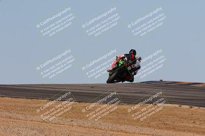 media/Feb-06-2025-Racers Edge (Thu) [[c17ed6f7b1]]/2-B Group/Session 4 End (Turn 10 Backside)/
